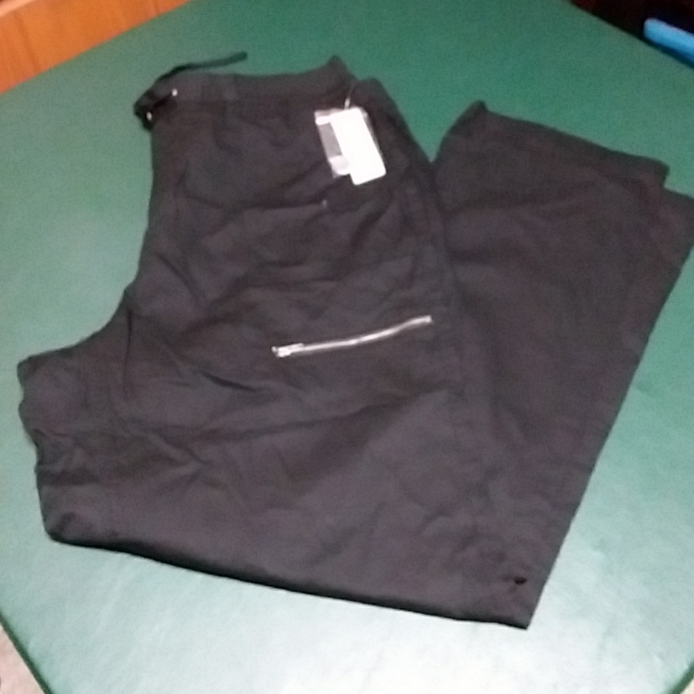 Women's 16w black pants